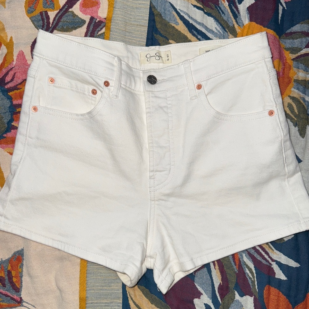 Jessica Simpson High Rise White Denim Mini Shorts with Button Fly, size 4 - Picture 2 of 9